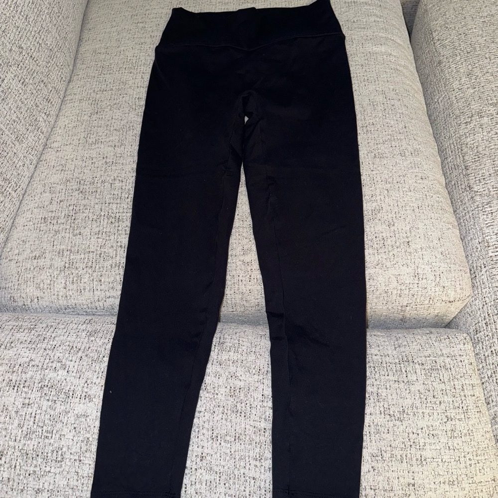Booty by Brabants Super Stretch leggings (Mid size) Sold out on website !!